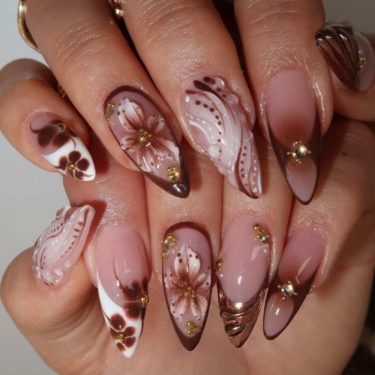 Накладные ногти средней длины  – обзор и цена Nail Art Leopard